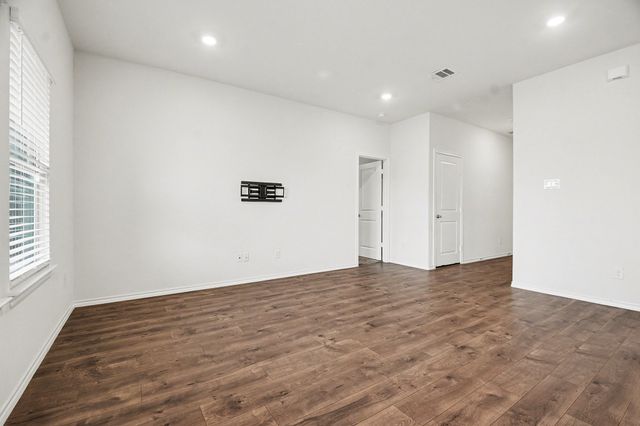 717 English Drive, Aubrey, TX 76227