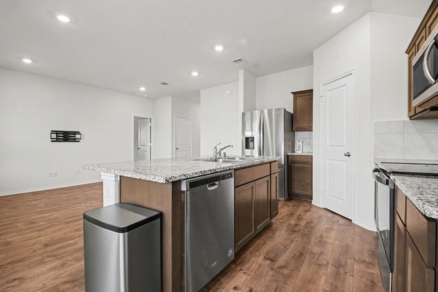 717 English Drive, Aubrey, TX 76227