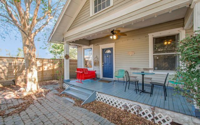 914 Snover Street, Houston, TX 77007