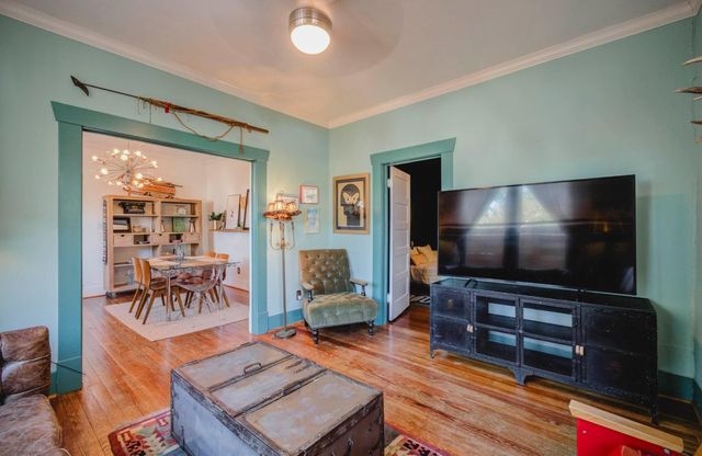 914 Snover Street, Houston, TX 77007