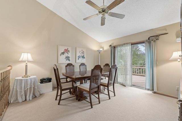 8528 Flamingo Drive, Chanhassen, MN 55317