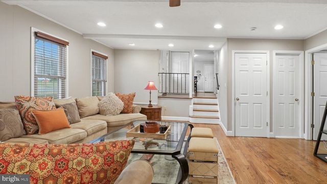 15501 PEACH LEAF LN, North Potomac, MD 20878