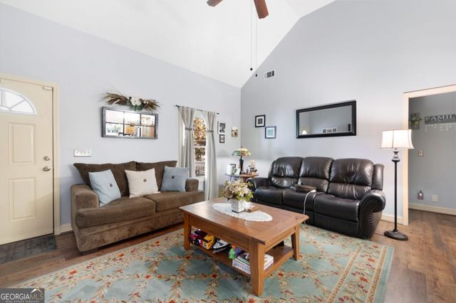 325 Harris Loop, Dallas, GA 30157