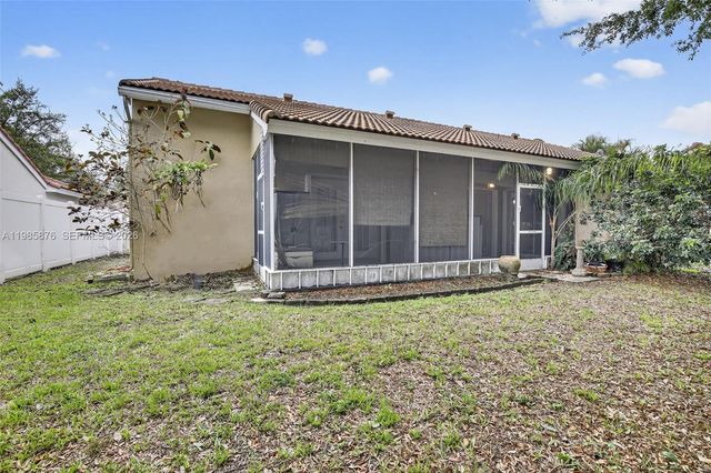 13641 SW 17th Ct, Miramar, FL 33027