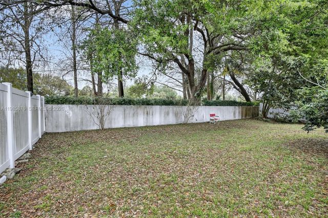 13641 SW 17th Ct, Miramar, FL 33027