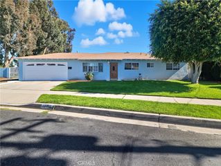 10930 Rio Hondo, Downey, CA 90241