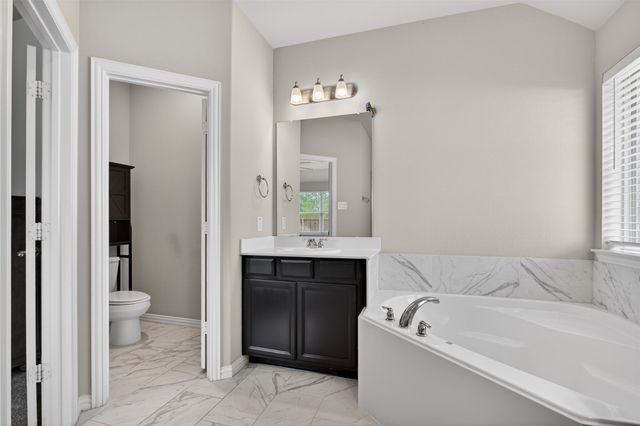 1290 Binfield Drive, Forney, TX 75126