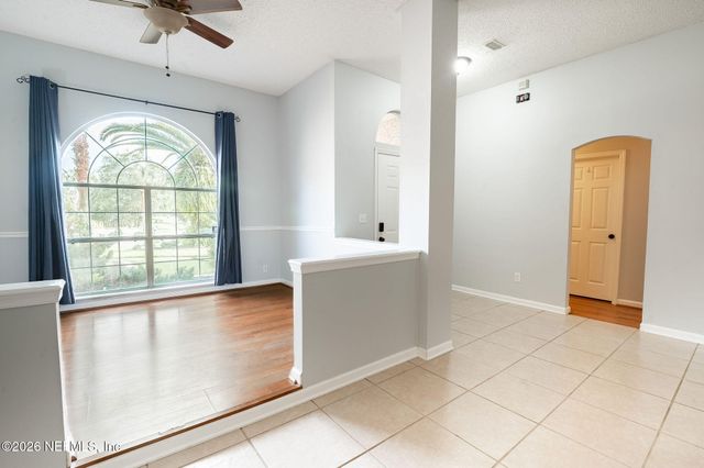 1676 GLEN LAUREL Drive, Middleburg, FL 32068