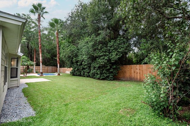1676 GLEN LAUREL Drive, Middleburg, FL 32068