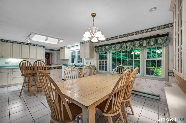 21 Lost Brook Lane, Wallingford, CT 06492