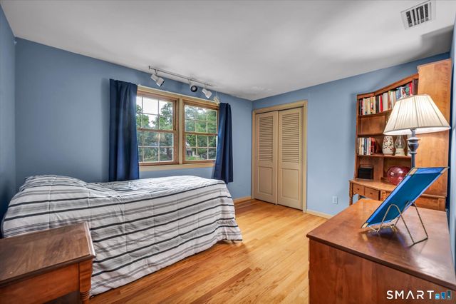 21 Lost Brook Lane, Wallingford, CT 06492