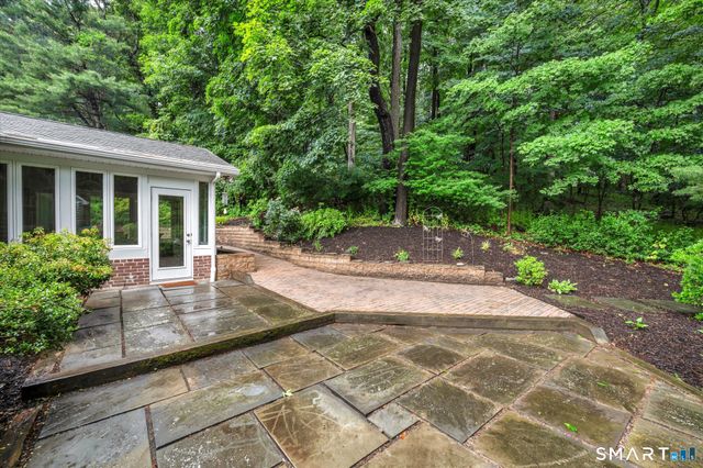21 Lost Brook Lane, Wallingford, CT 06492