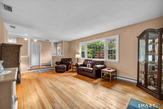 21 Lost Brook Lane, Wallingford, CT 06492