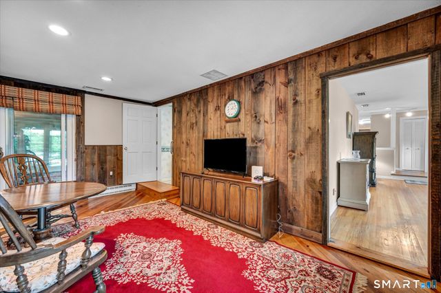 21 Lost Brook Lane, Wallingford, CT 06492