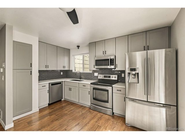 5594 S Zang St, Littleton, CO 80127