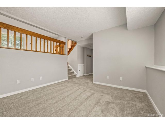 5594 S Zang St, Littleton, CO 80127