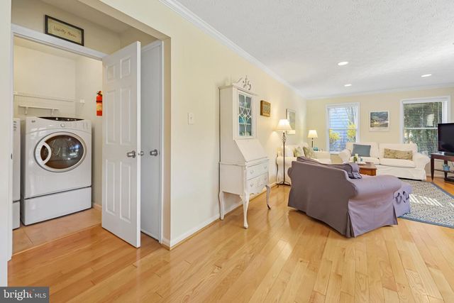 1431 FLYNN CT, Herndon, VA 20170