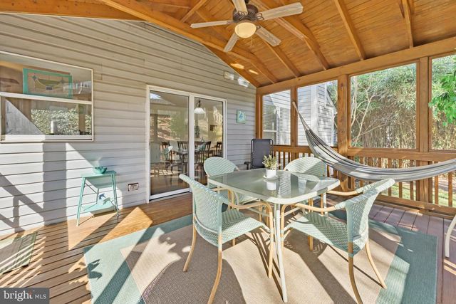 1431 FLYNN CT, Herndon, VA 20170