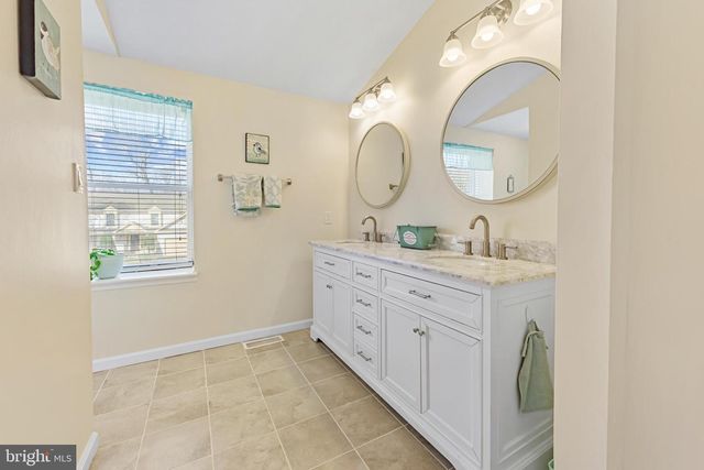 1431 FLYNN CT, Herndon, VA 20170