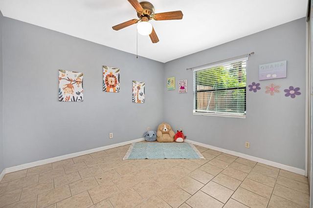 6409 Larry Way, North Highlands, CA 95660