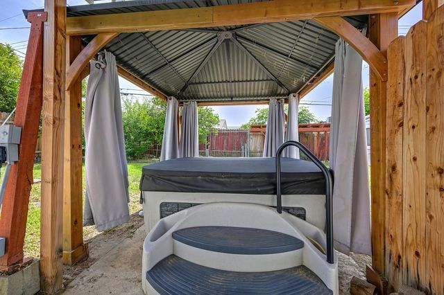 6409 Larry Way, North Highlands, CA 95660