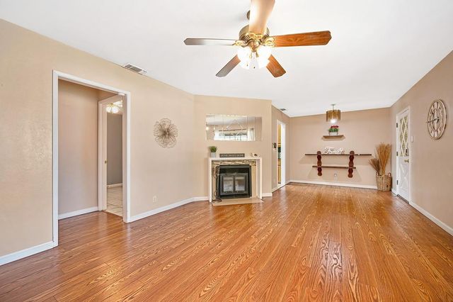 6409 Larry Way, North Highlands, CA 95660