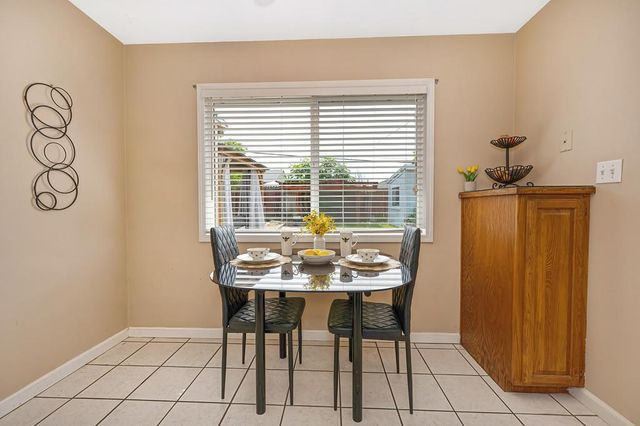 6409 Larry Way, North Highlands, CA 95660