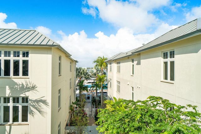 178 Lake Drive 4101, Palm Beach Shores, FL 33404