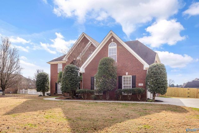 130 River Walk Trail, New Market, AL 35761