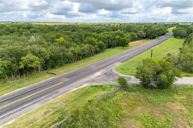 5485 County Road 249 WAY, Gonzales, TX 78629