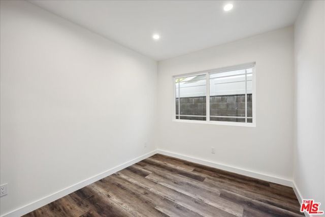 9728 Kessler Avenue, Chatsworth (los Angeles), CA 91311