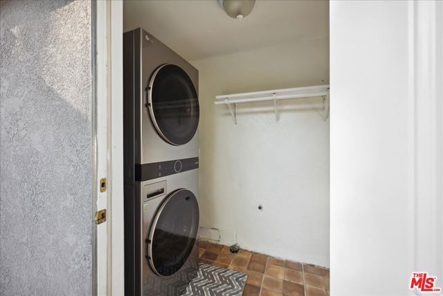 9728 Kessler Avenue, Chatsworth (los Angeles), CA 91311