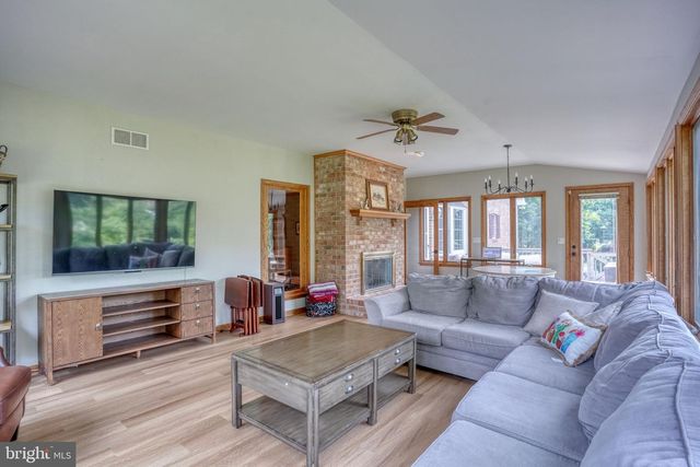 5 PHEASANT LN, Camden Wyoming, DE 19934