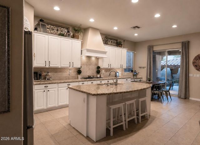 1151 W HORSESHOE Avenue, Gilbert, AZ 85233