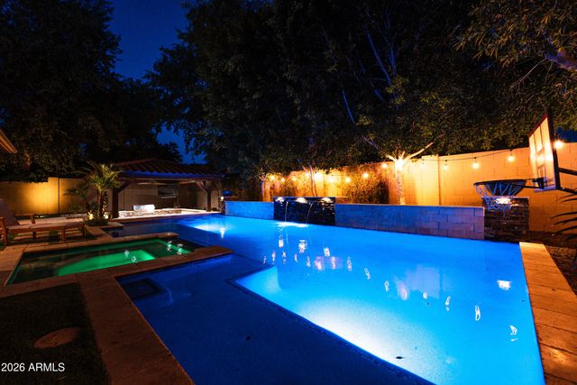 1151 W HORSESHOE Avenue, Gilbert, AZ 85233