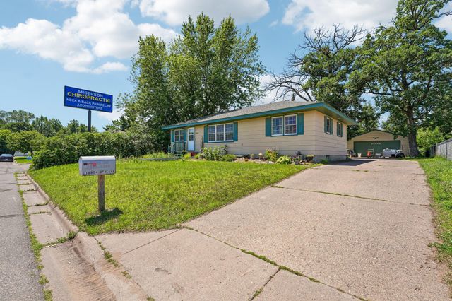 38804 8th Avenue, North Branch, MN 55056