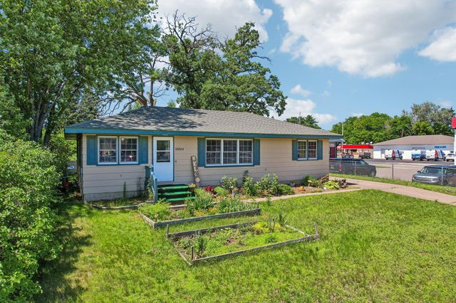 38804 8th Avenue, North Branch, MN 55056