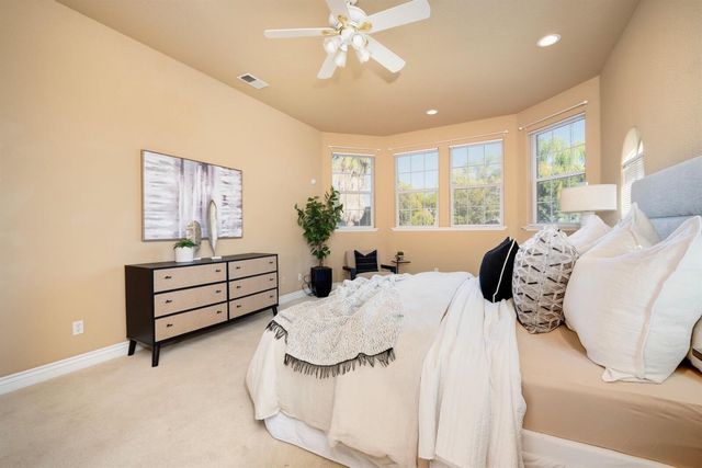 100 Englehart Dr, Folsom, CA 95630