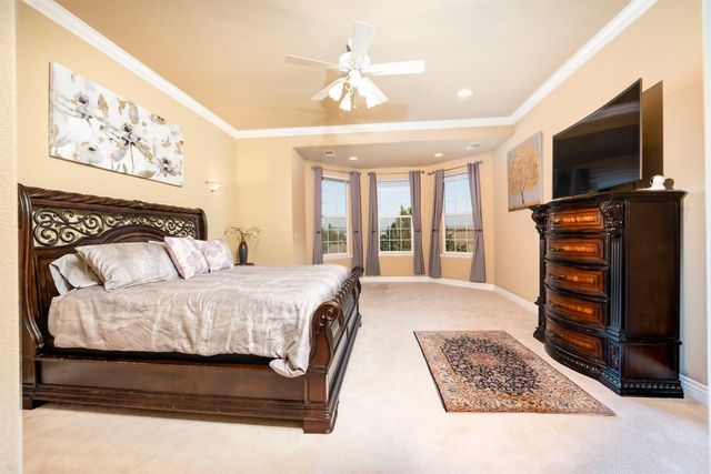 100 Englehart Dr, Folsom, CA 95630