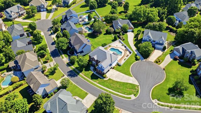 13937 Dovehunt Place, Charlotte, NC 28277