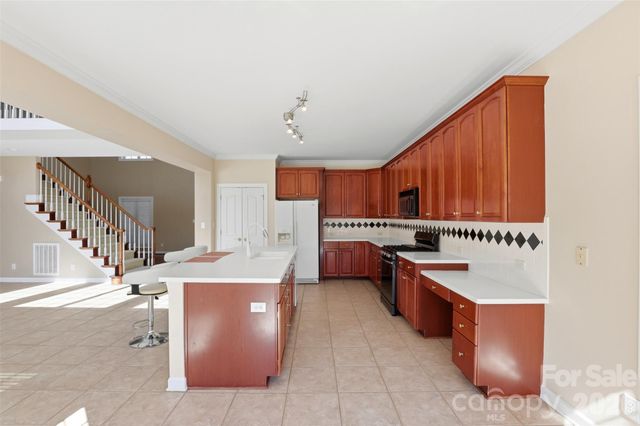 13937 Dovehunt Place, Charlotte, NC 28277