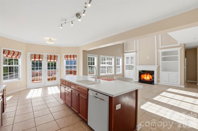 13937 Dovehunt Place, Charlotte, NC 28277