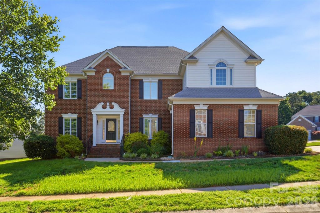 13937 Dovehunt Place, Charlotte, NC 28277