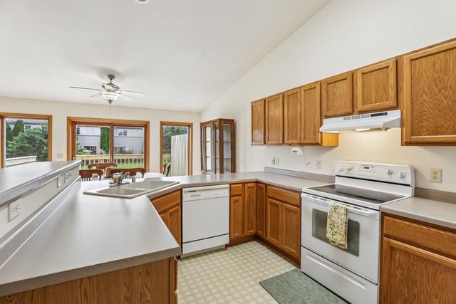 450 Concord Drive, Oregon, WI 53575