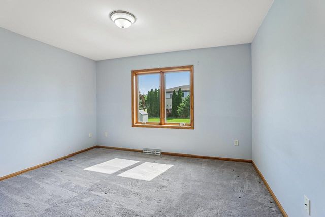 450 Concord Drive, Oregon, WI 53575