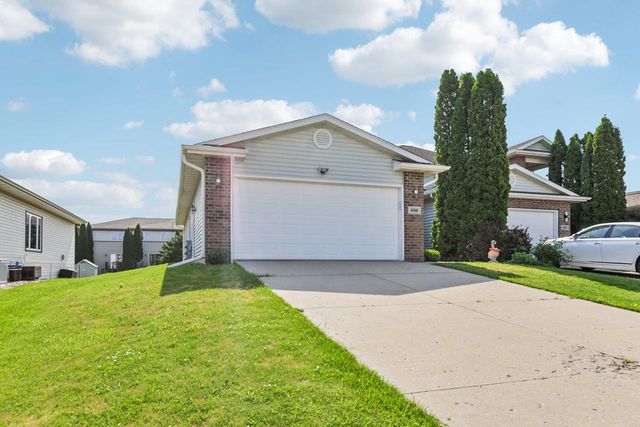 450 Concord Drive, Oregon, WI 53575