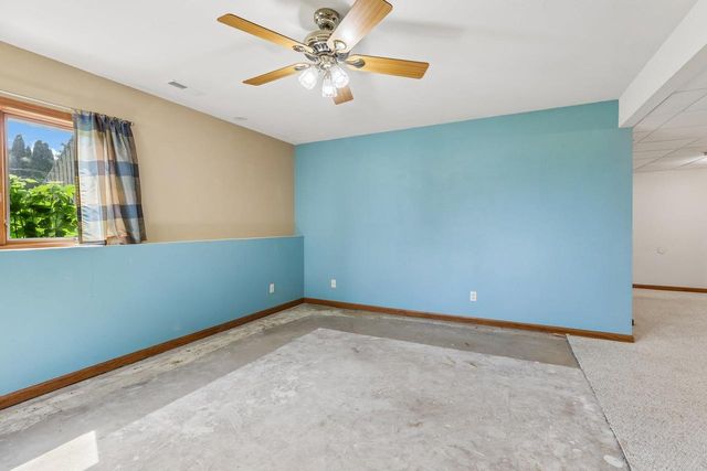 450 Concord Drive, Oregon, WI 53575