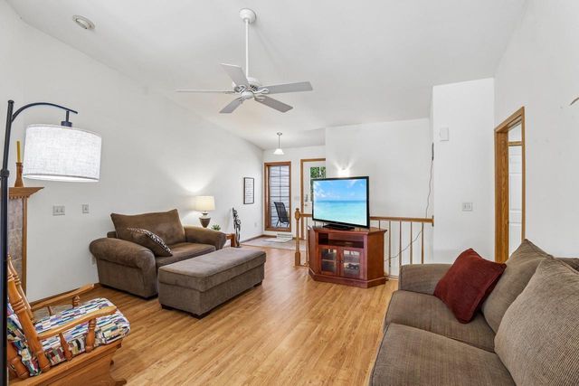 450 Concord Drive, Oregon, WI 53575