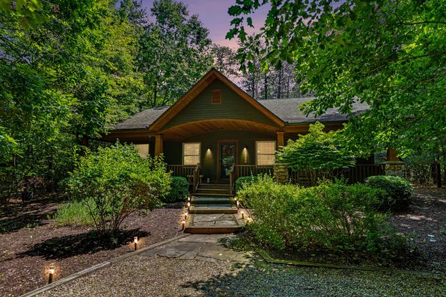 14279 Wildwood Lane, Chikaming Twp, MI 49115