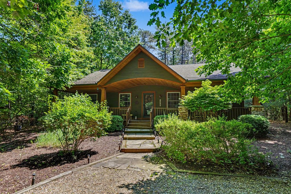14279 Wildwood Lane, Chikaming Twp, MI 49115